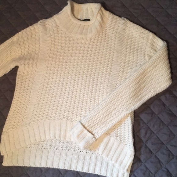 Derek Heart Sweaters - Too small